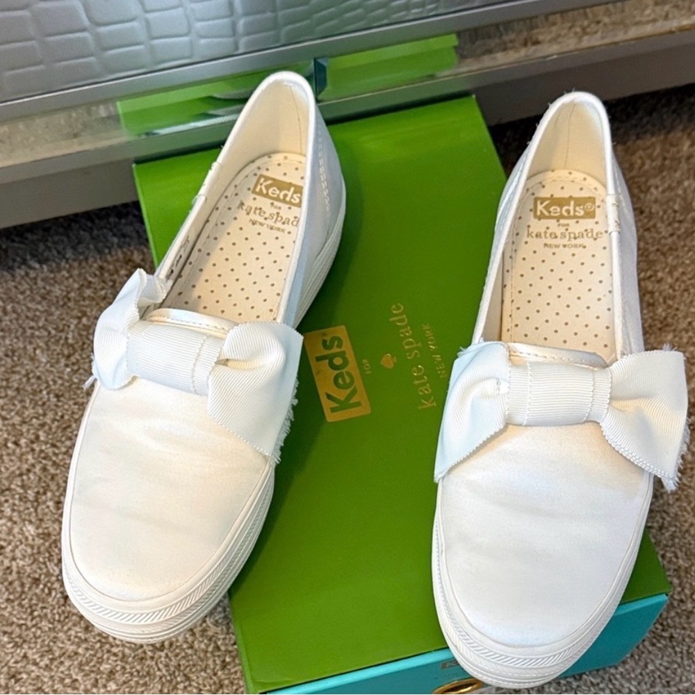 Keds Women's White Sneakers with Bow - Picture 5 of 5
